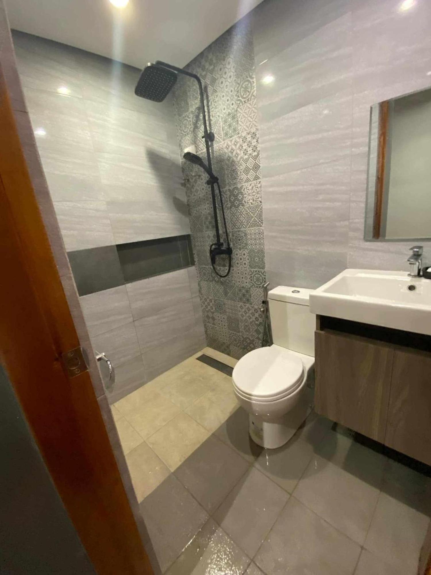 Entire Greenview Executive Village 3 Bedroom Homestay *