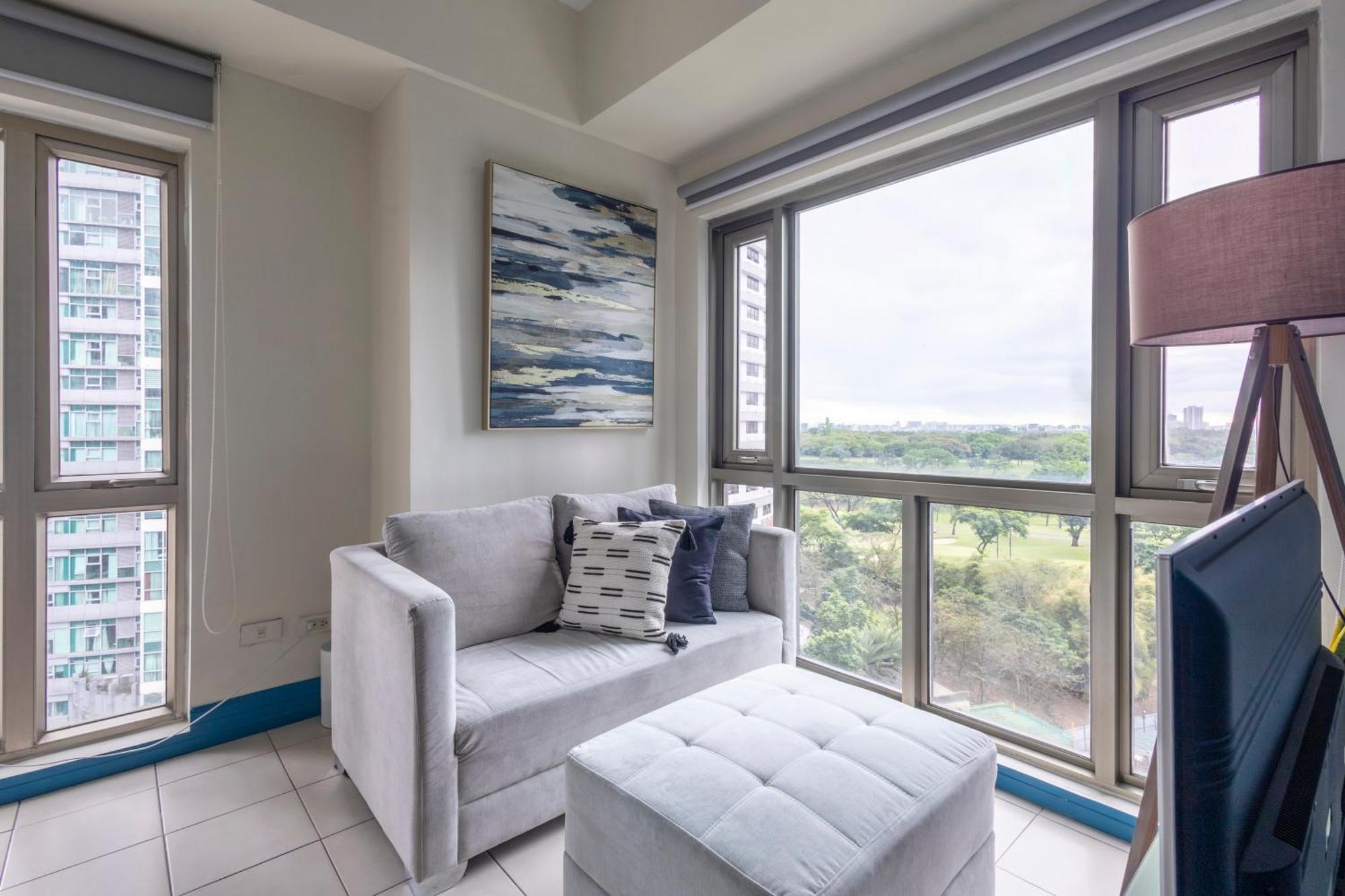 Forbeswood Parklane 1br With Golf View *