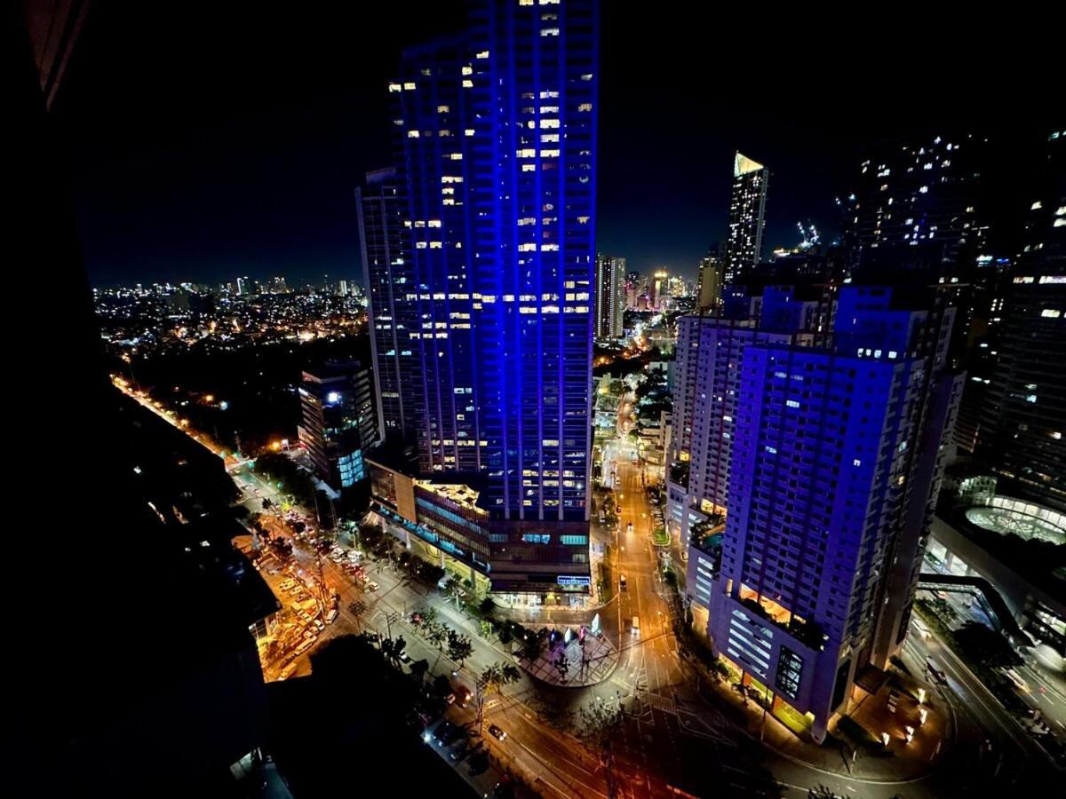 Apartment Glamorous Fully Equipped 1br Staycation In Makati *