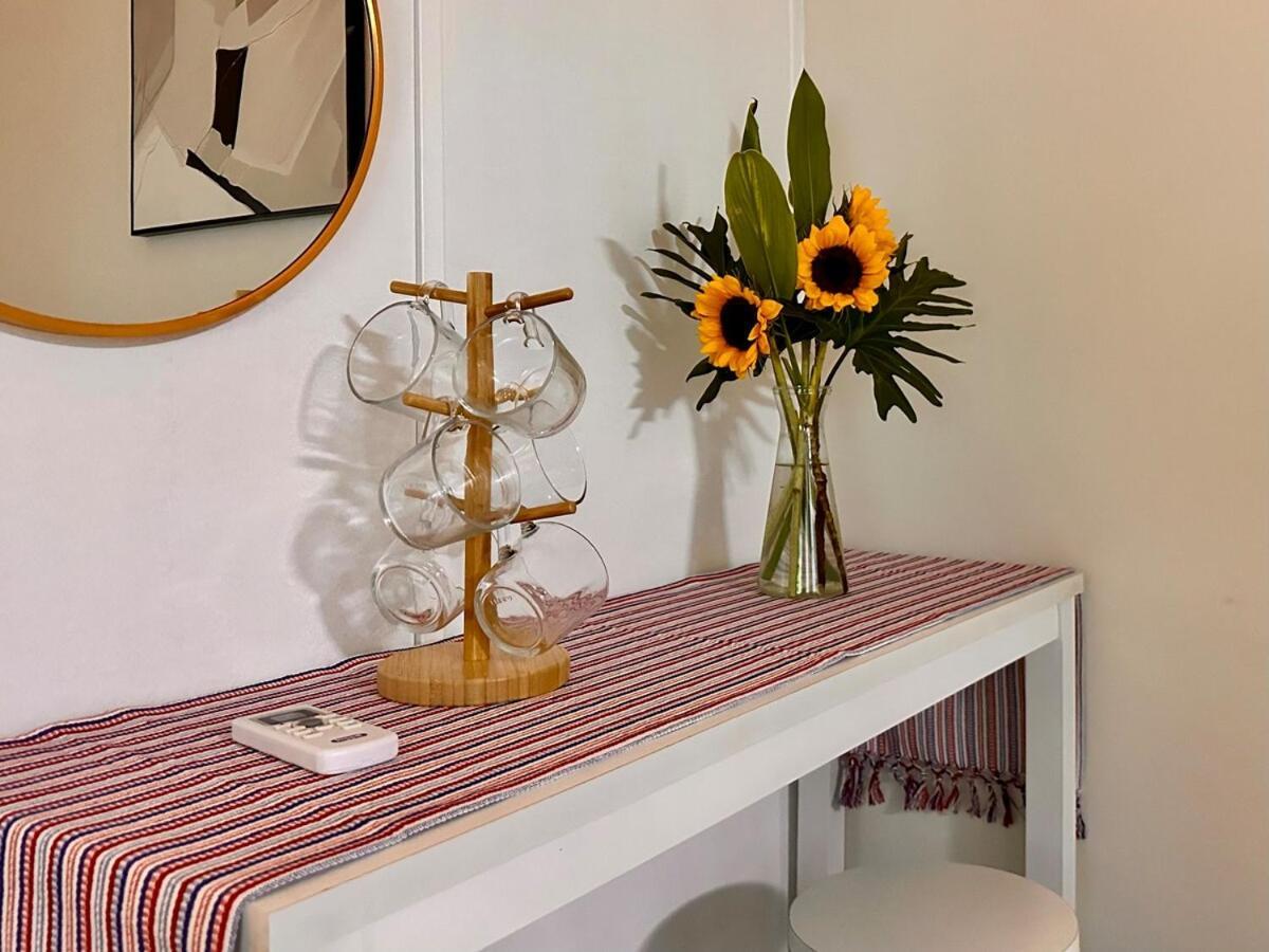Glamorous Fully Equipped 1br Staycation In Makati Apartment Manila