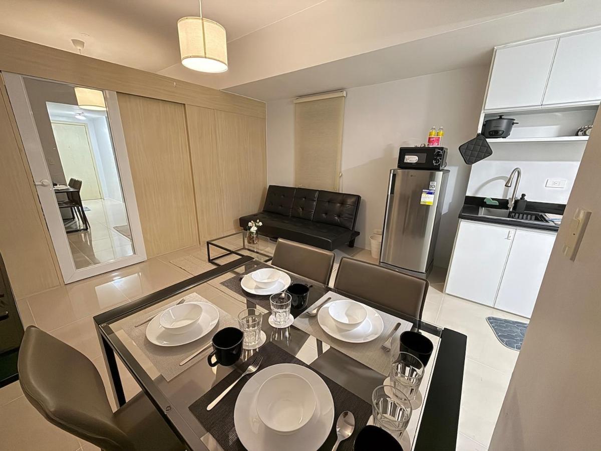 Jazz Mall Tower 4 Rm 323 Spacious 1 Bedroom With Balcony Netflix 100mbps Manila