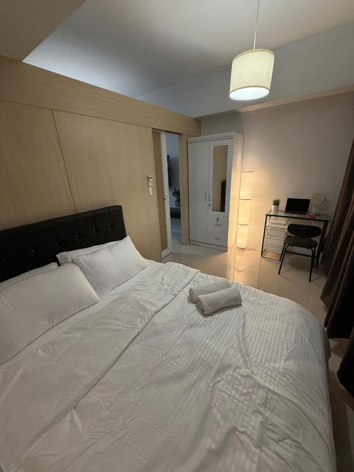 Jazz Mall Tower 4 Rm 323 Spacious 1 Bedroom With Balcony Netflix 100mbps
