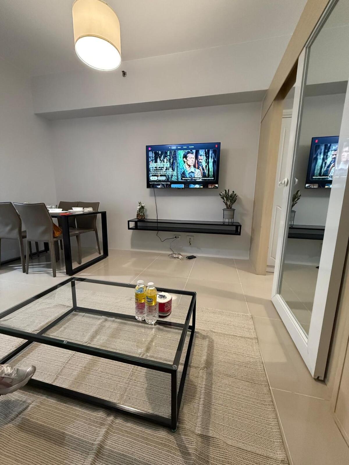 Jazz Mall Tower 4 Rm 323 Spacious 1 Bedroom With Balcony Netflix 100mbps Manila