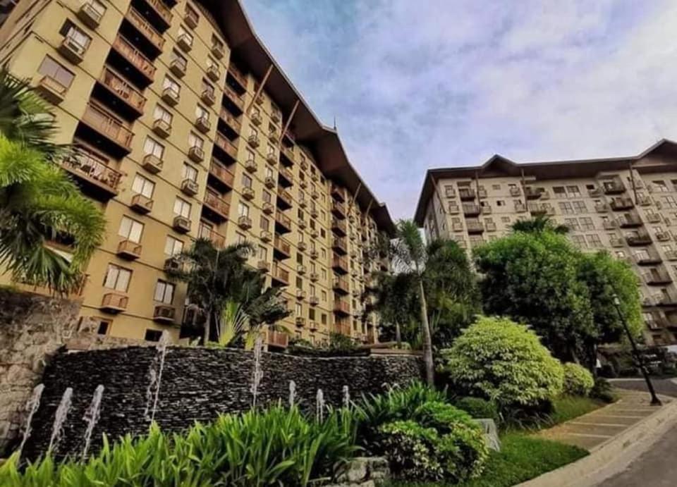 1br Qc Furnished Free Pool Access, Fast Wifi Manila