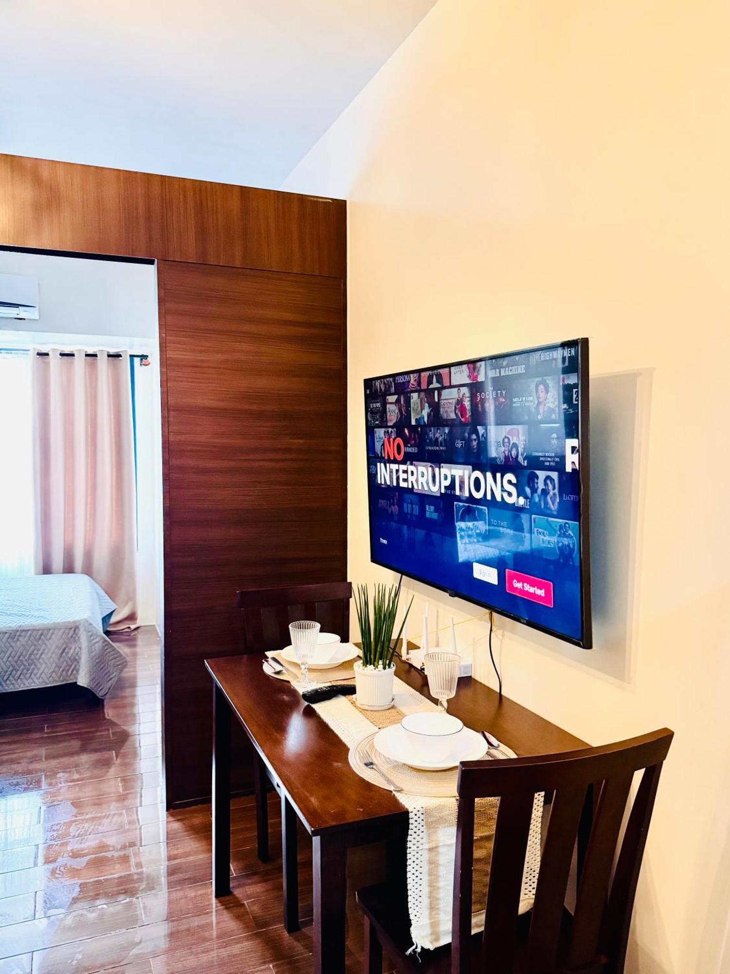 Apartment Makati Oasis The Air Residences #2148 *