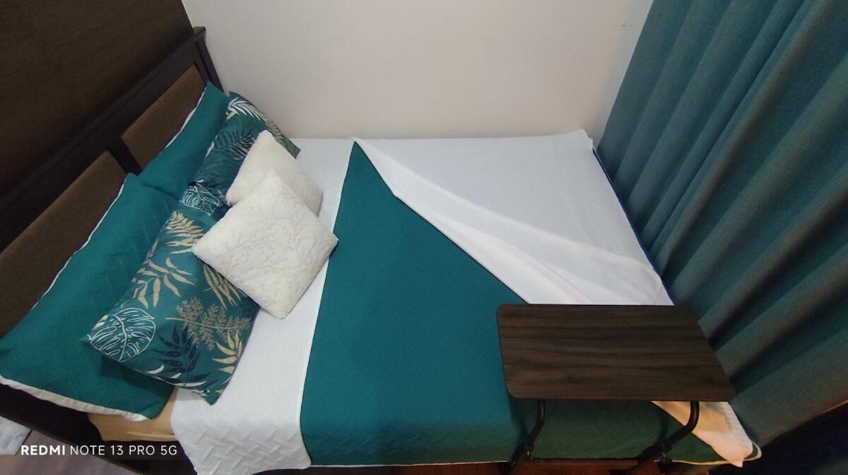 Air Tower B Rm 445 Elegant And Cosy Makati Condoxd Apartment Manila