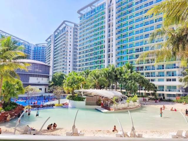 2br In Azure With Bay View & Laguna De Bay View Aparthotel Paranaque City