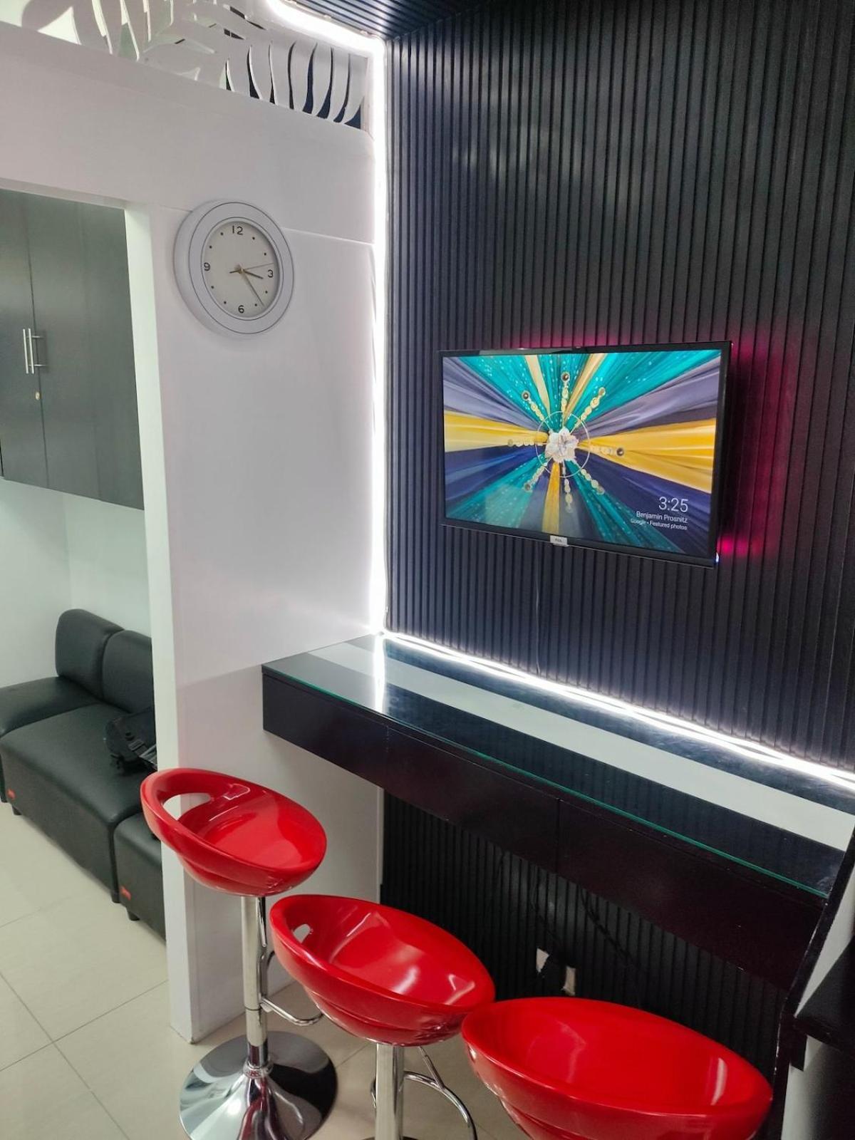 A Premium In A Prime Location Connected To Sm North Edsa Mall And Walking Distance To Solaire And Casino And Trinoma Mall In Quezon * Manila