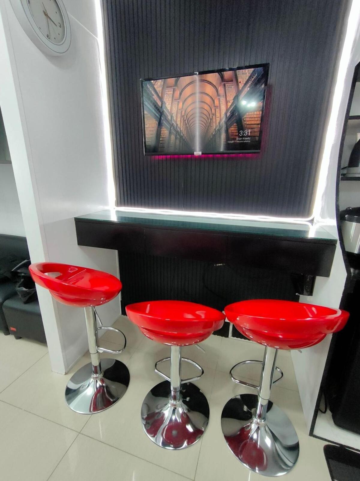 A Premium In A Prime Location Connected To Sm North Edsa Mall And Walking Distance To Solaire And Casino And Trinoma Mall In Quezon *