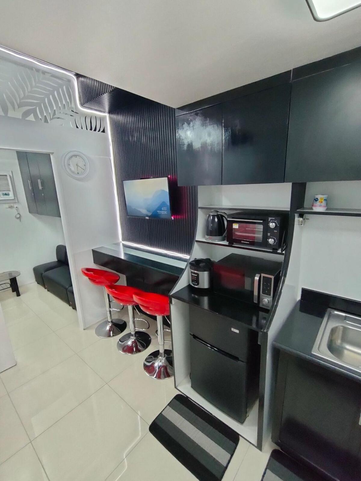 Apartment A Premium In A Prime Location Connected To Sm North Edsa Mall And Walking Distance To Solaire And Casino And Trinoma Mall In Quezon