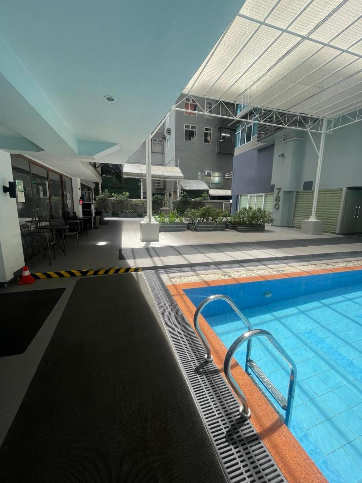 Antel Residences 2505 *