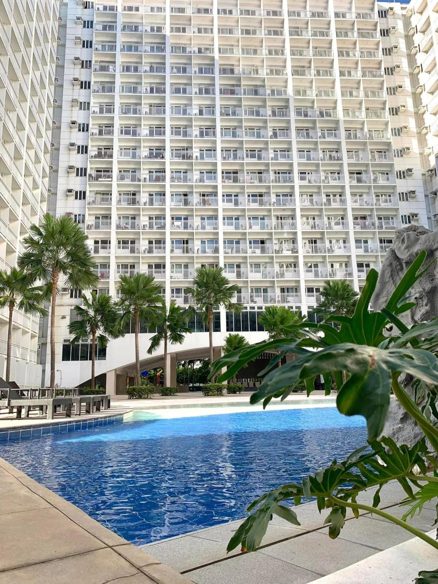 Hiraya Staycation Aparthotel Pasay
