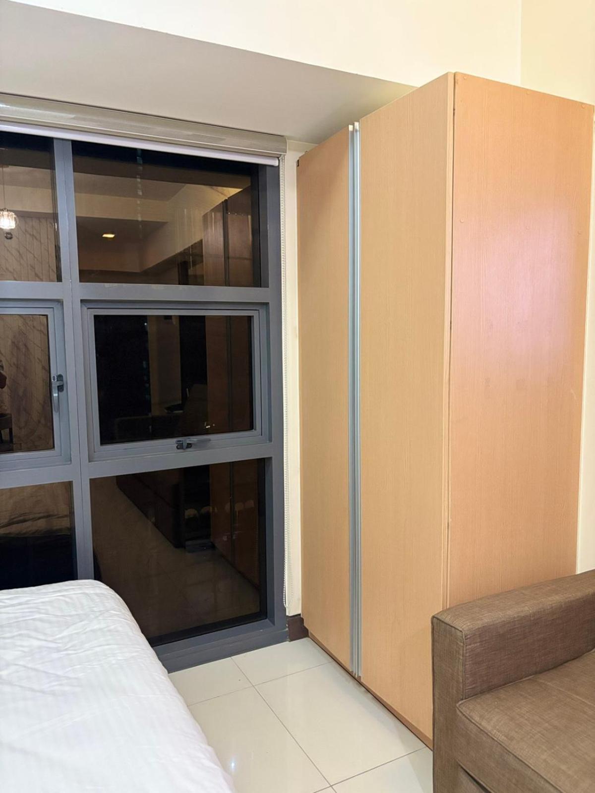 Cozy Near Bgc Super Fast Wi-fi