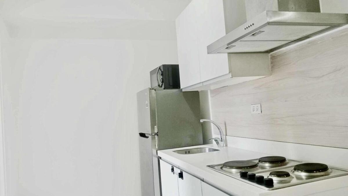 Jing'scrib 2br By Azure Near Airport Apartment Manila