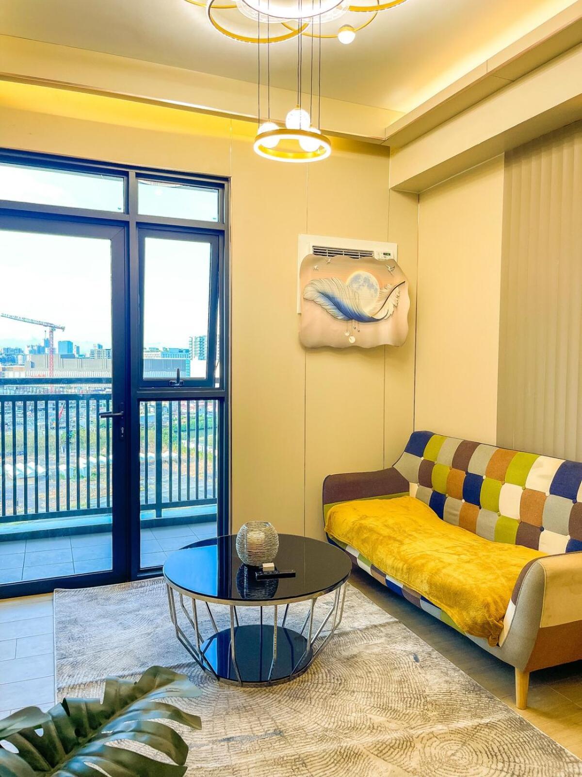 Apartment Lovely 1br Near Solaire, Okada I 5mins To Airport Manila
