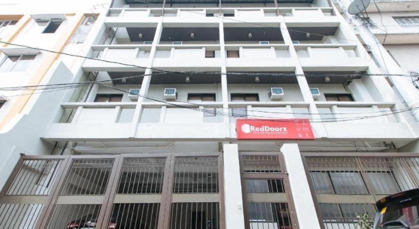 Reddoorz Near Osmena Highway 2 Hotel