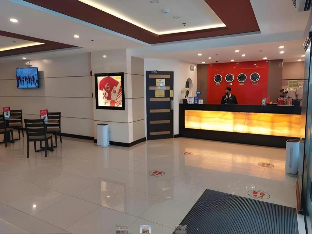 Sogo Timog 2 3*
