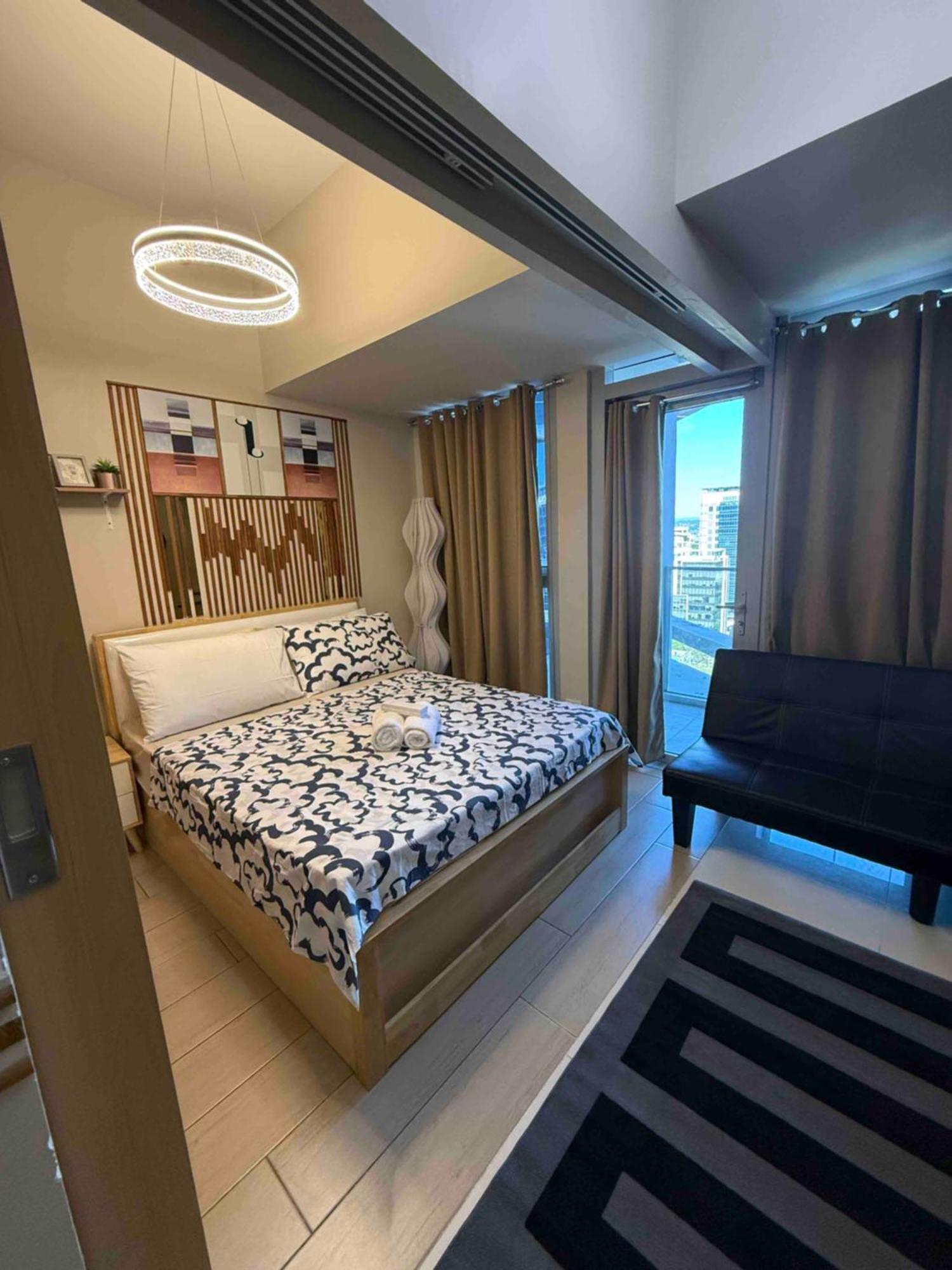 Aparthotel Nuhomes Staycation Escape At Uptown Parksuites Tower 2 *