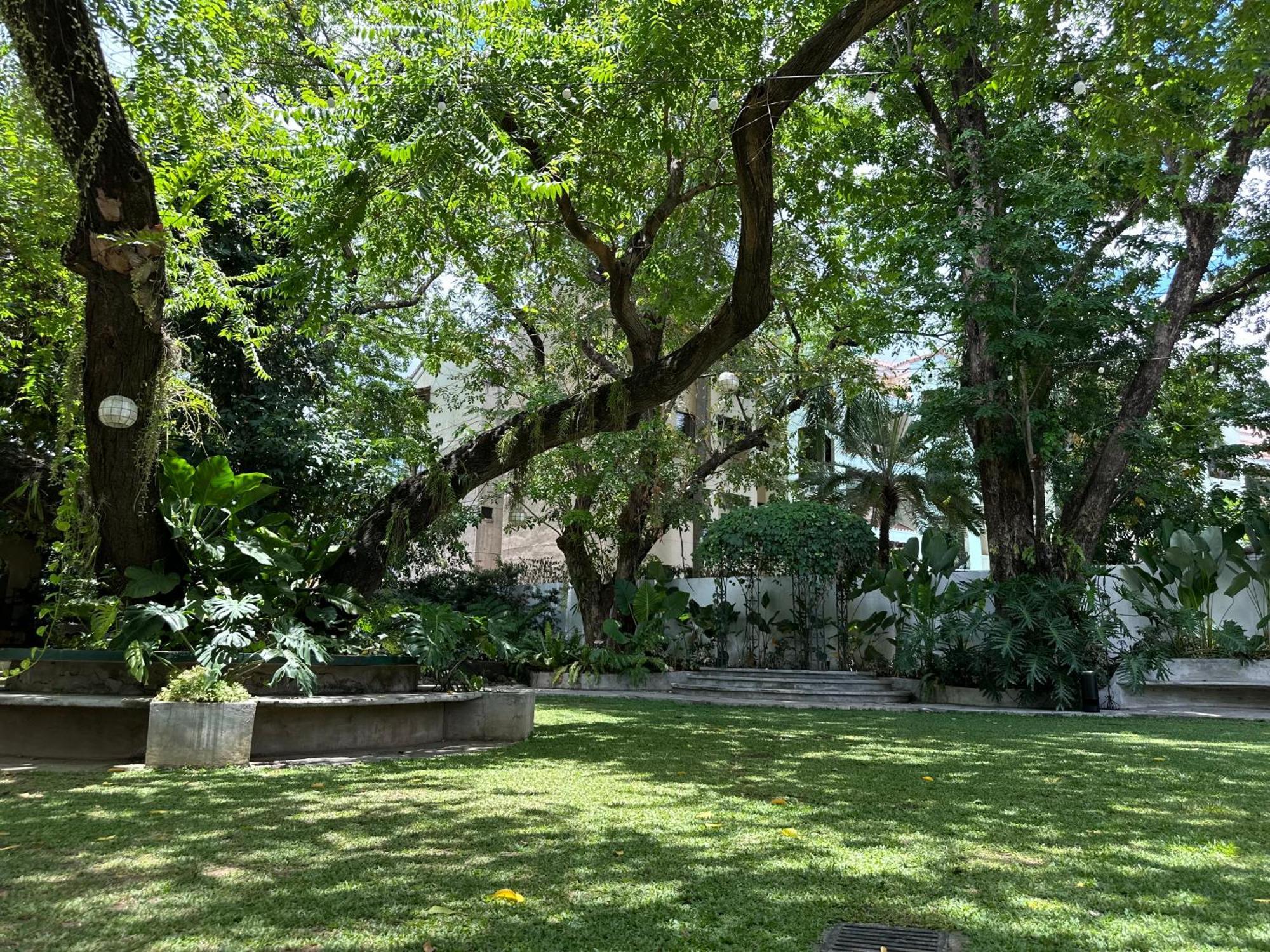 Miranamin Nest Sampaguita - Balconies, Garden View, Pet Friendly * Manila