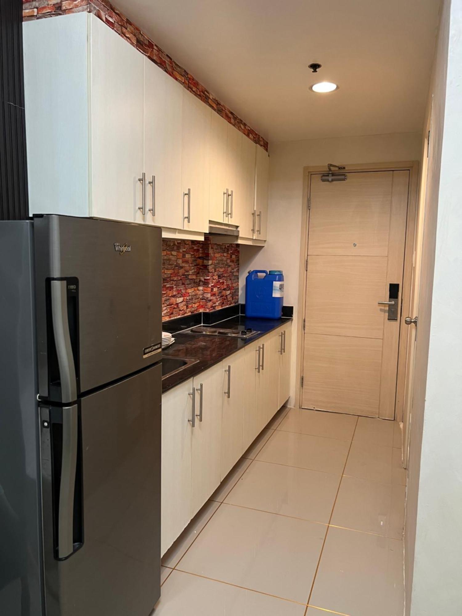 Sea Residences Moa Pasay City- Kirk *