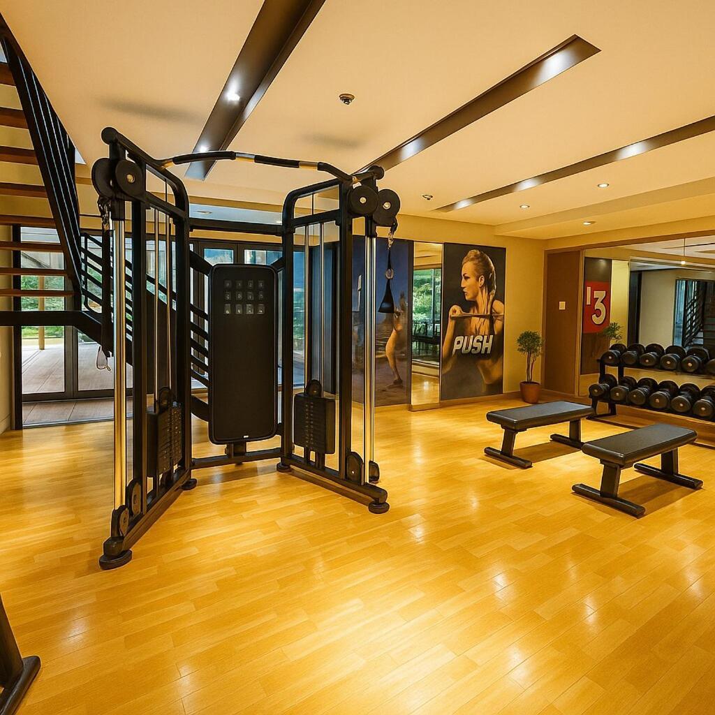 Modern & Luxury 2br Near Solaire, Okada, Airport * Manila