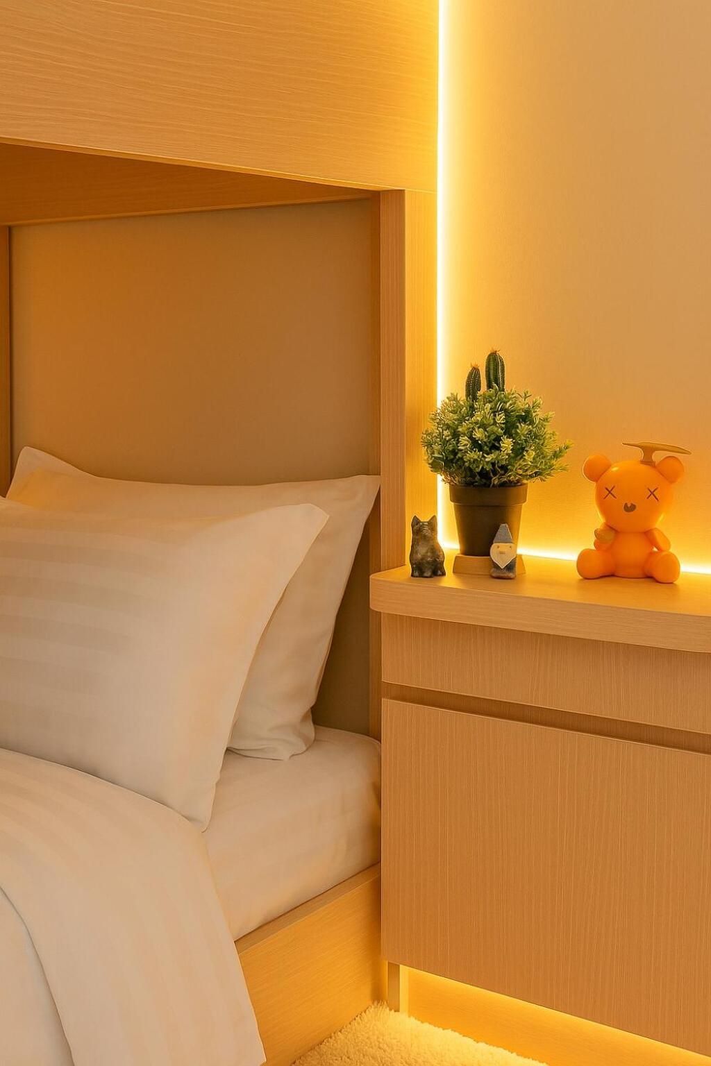 Modern & Luxury 2br Near Solaire, Okada, Airport *