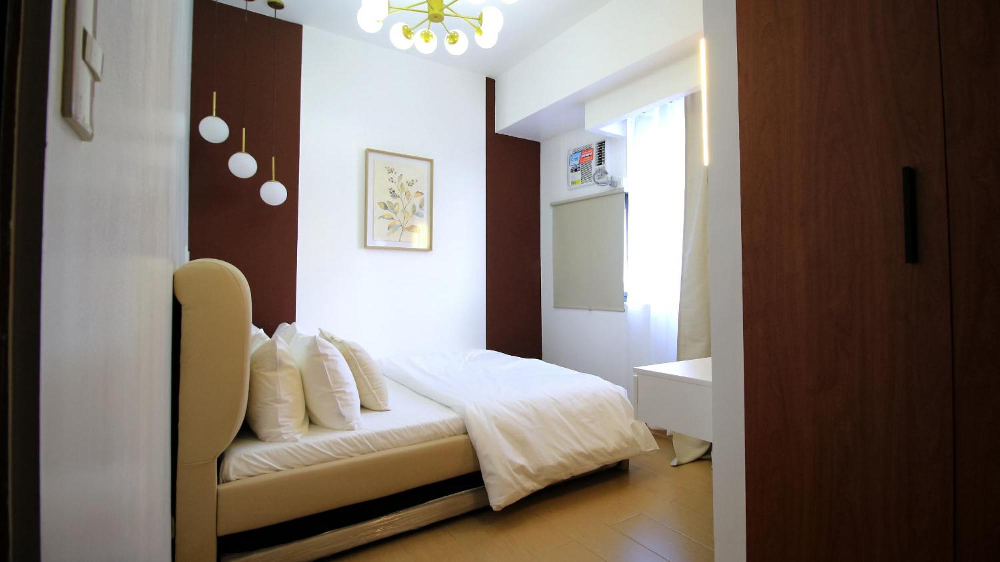 Cylos Place Manhattan Cubao 2br Unit Apartment *