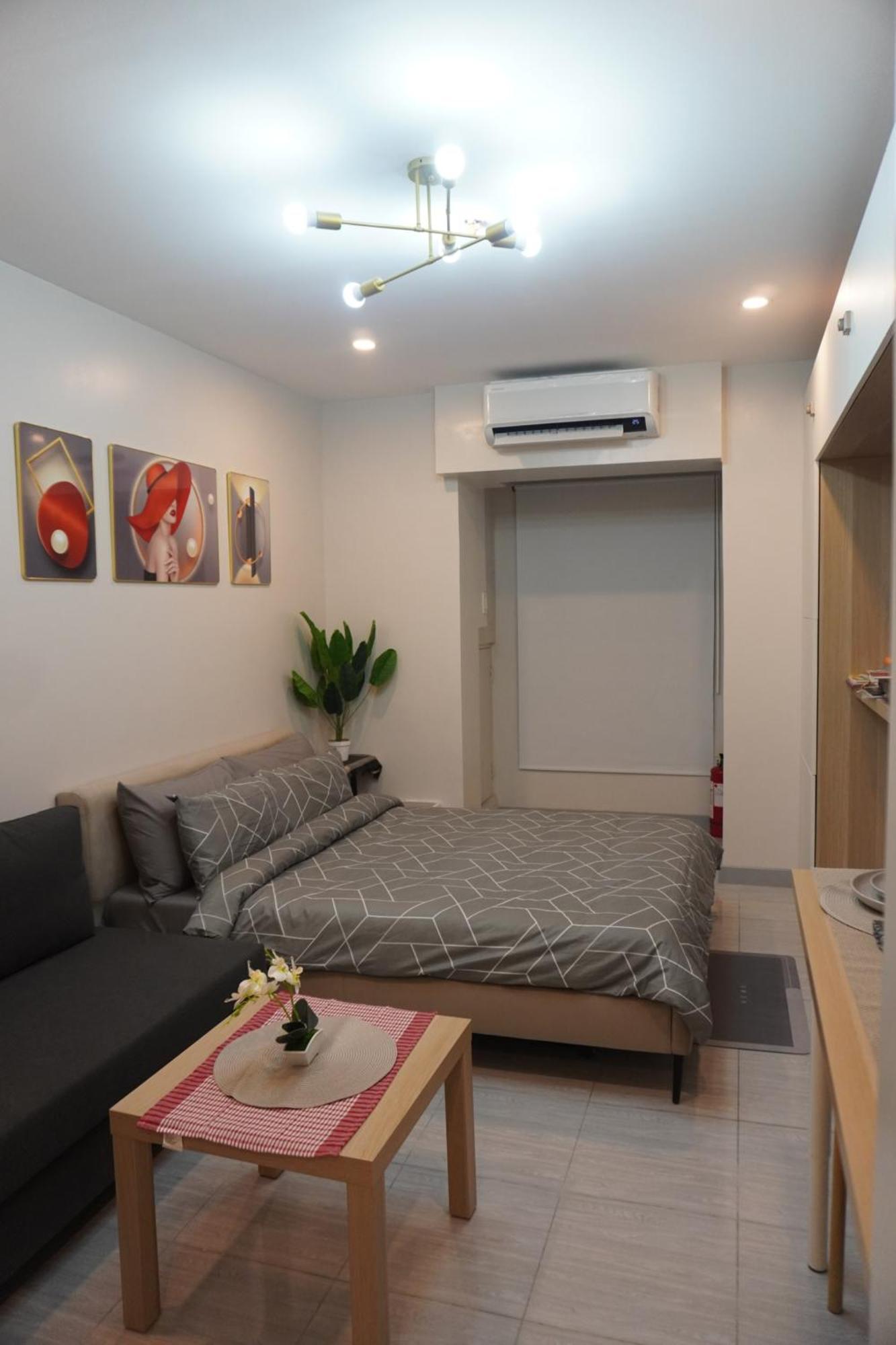 Condo-hotel Quezon City- Pool View 4*