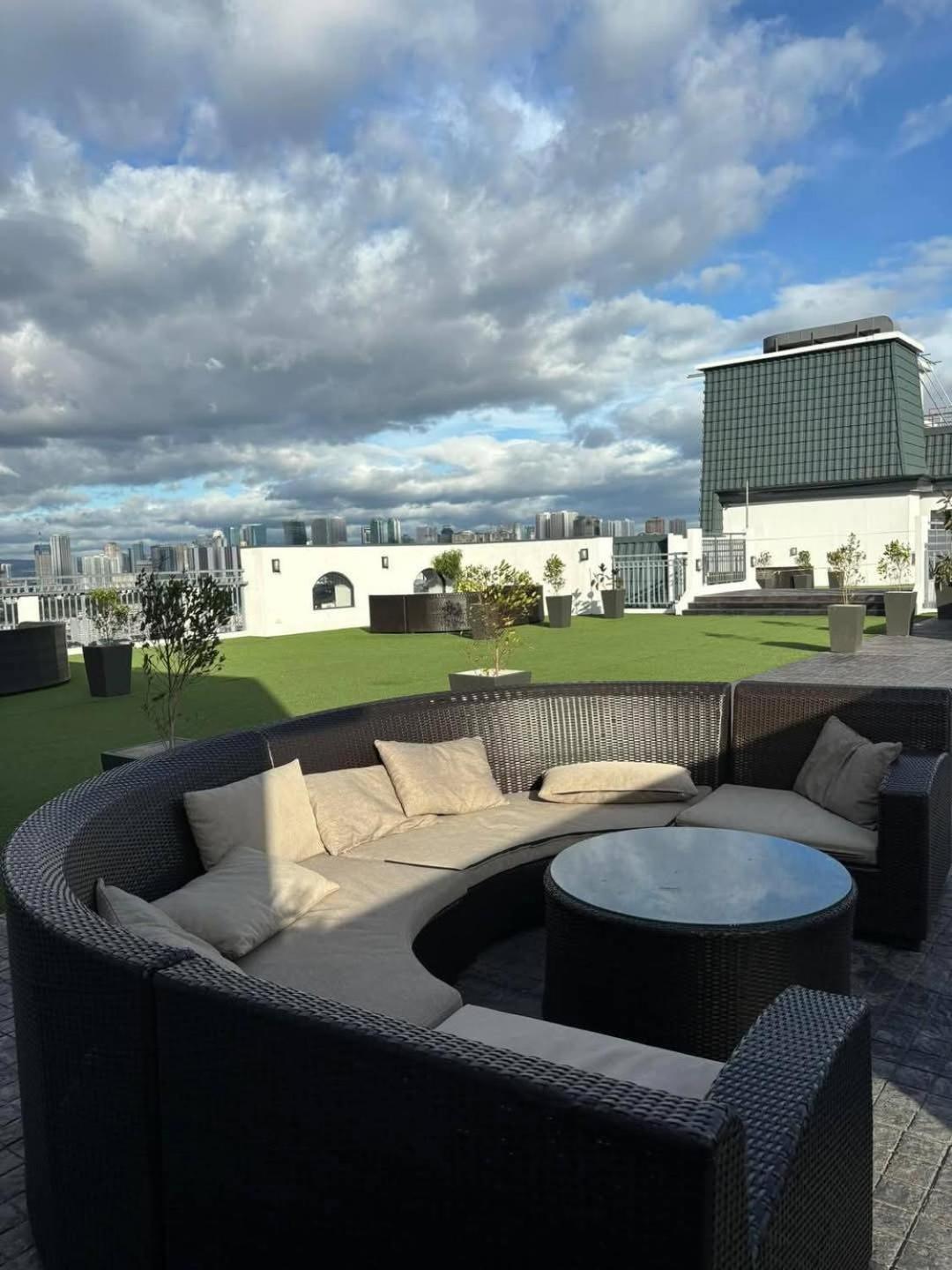 Apartment The Hmlet Manila, Near Poblacion Makati Nightlife *