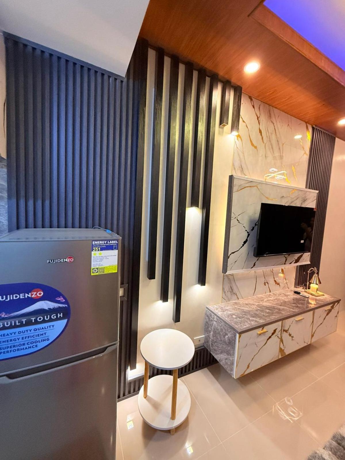 D' Caballero's Penthouse By Sun Residences Hotel