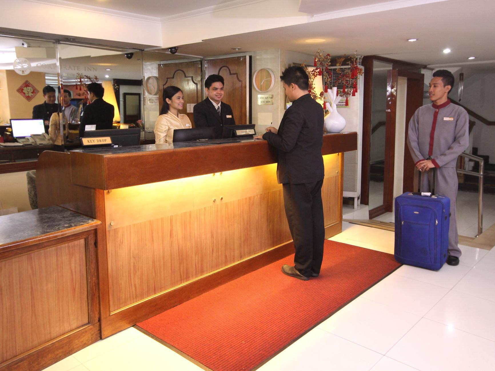 Comfy Manila-kalaw Hotel