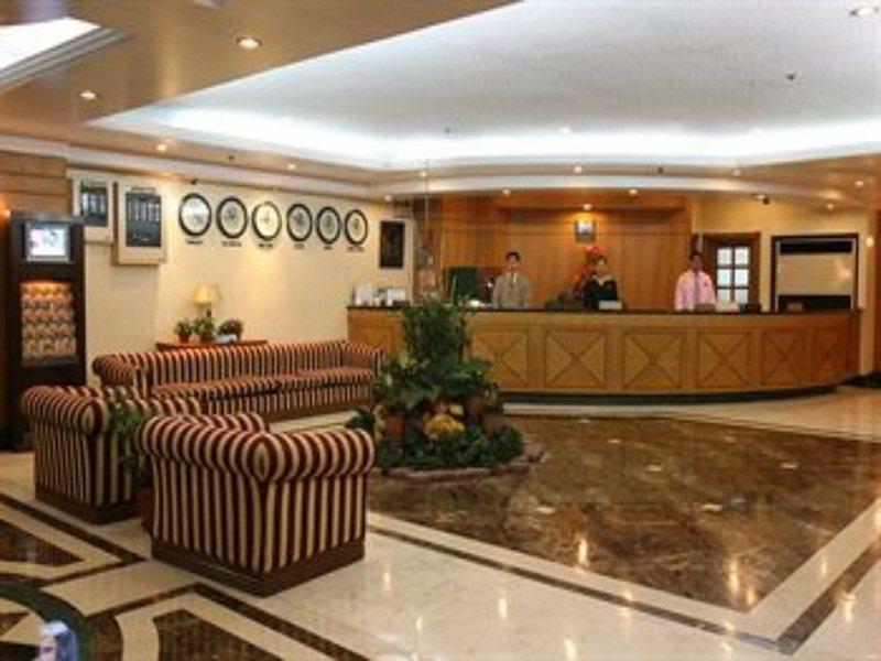 Executive Plaza