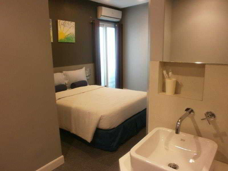 Inn Li Nakpil