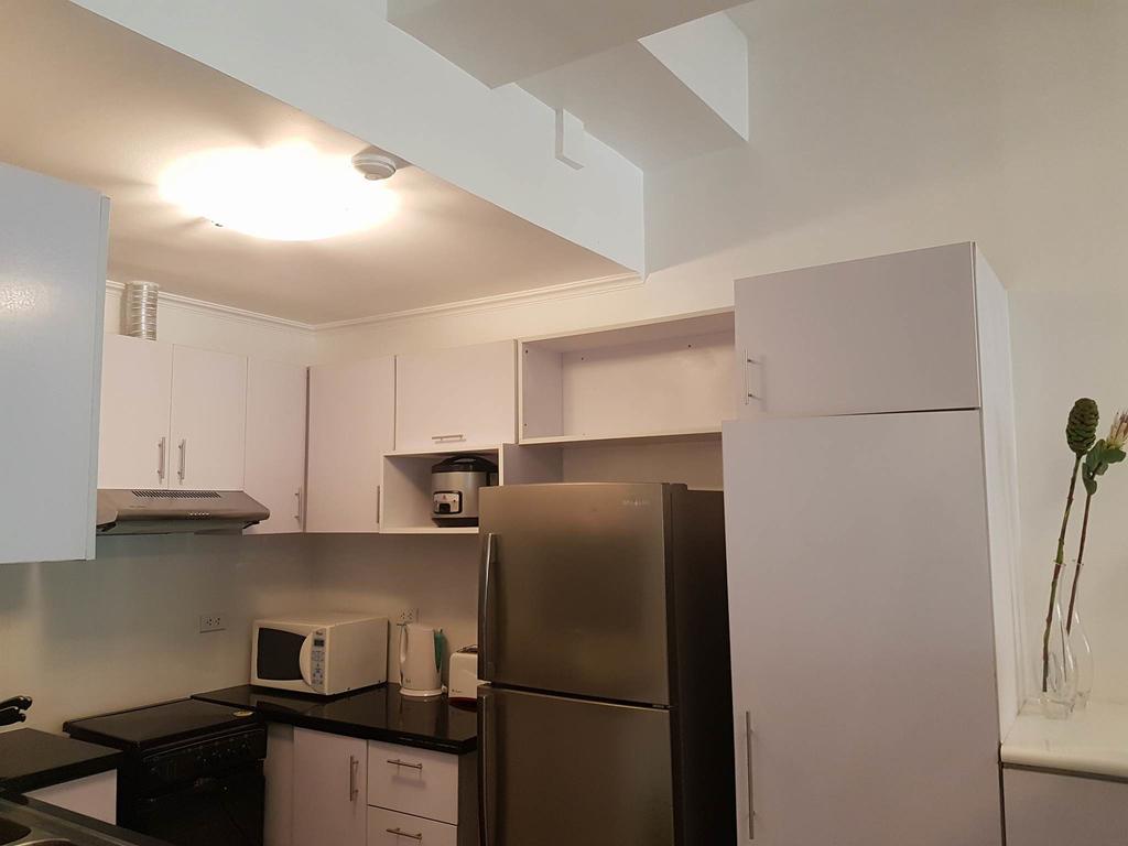 Luxury Spacious 2br In Salcedo Village Apartment Manila
