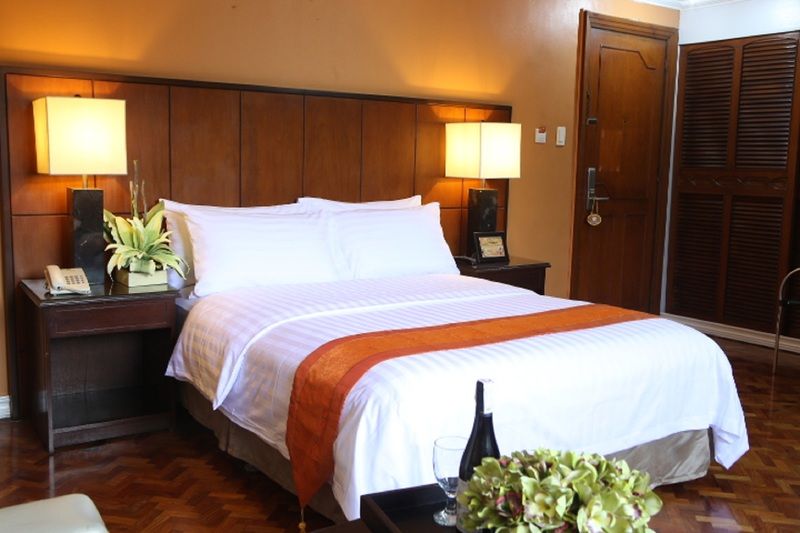 Comfy Manila-kalaw Hotel 3*