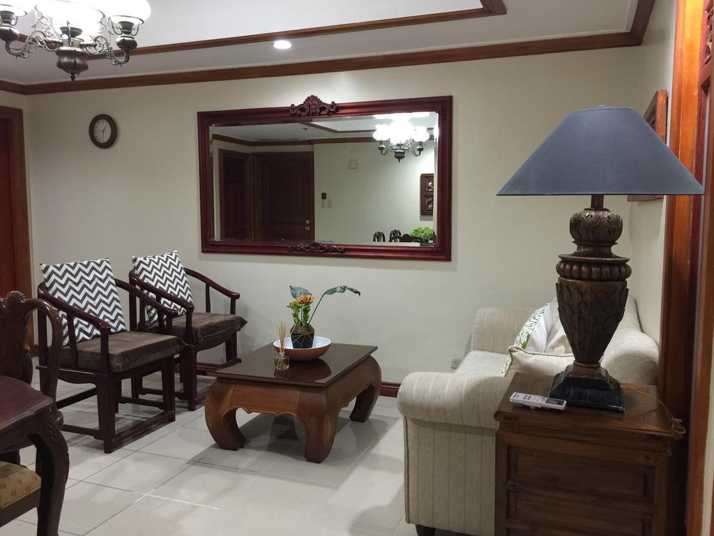 Mch Suites At Robinson's Place Residences Apartment