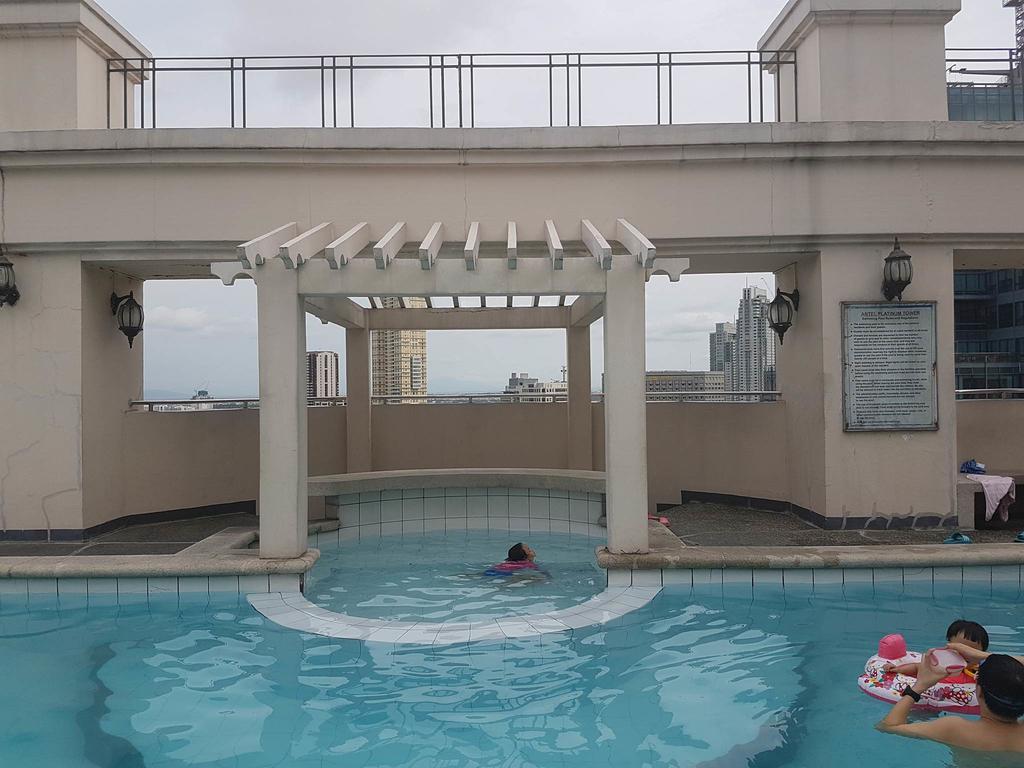 Luxury Spacious 2br In Salcedo Village Apartment Manila