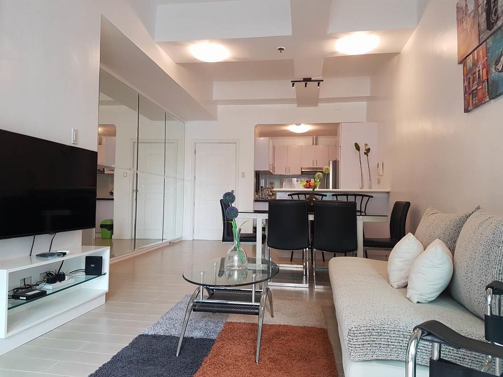 Luxury Spacious 2br In Salcedo Village * Manila