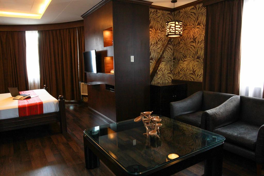 Best Western La Corona 3* Manila