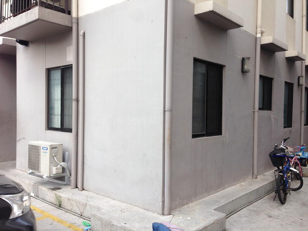 Gwentop Condotel At One Metropolitan Place Condominium * Manila