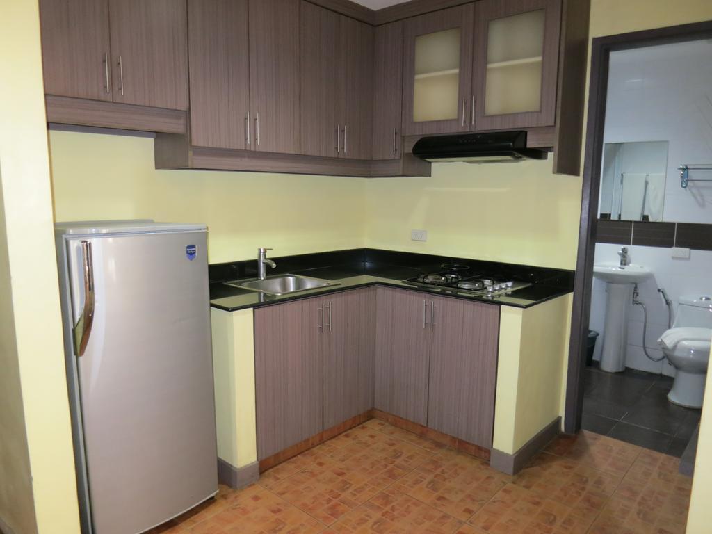 Midland Plaza Aparthotel