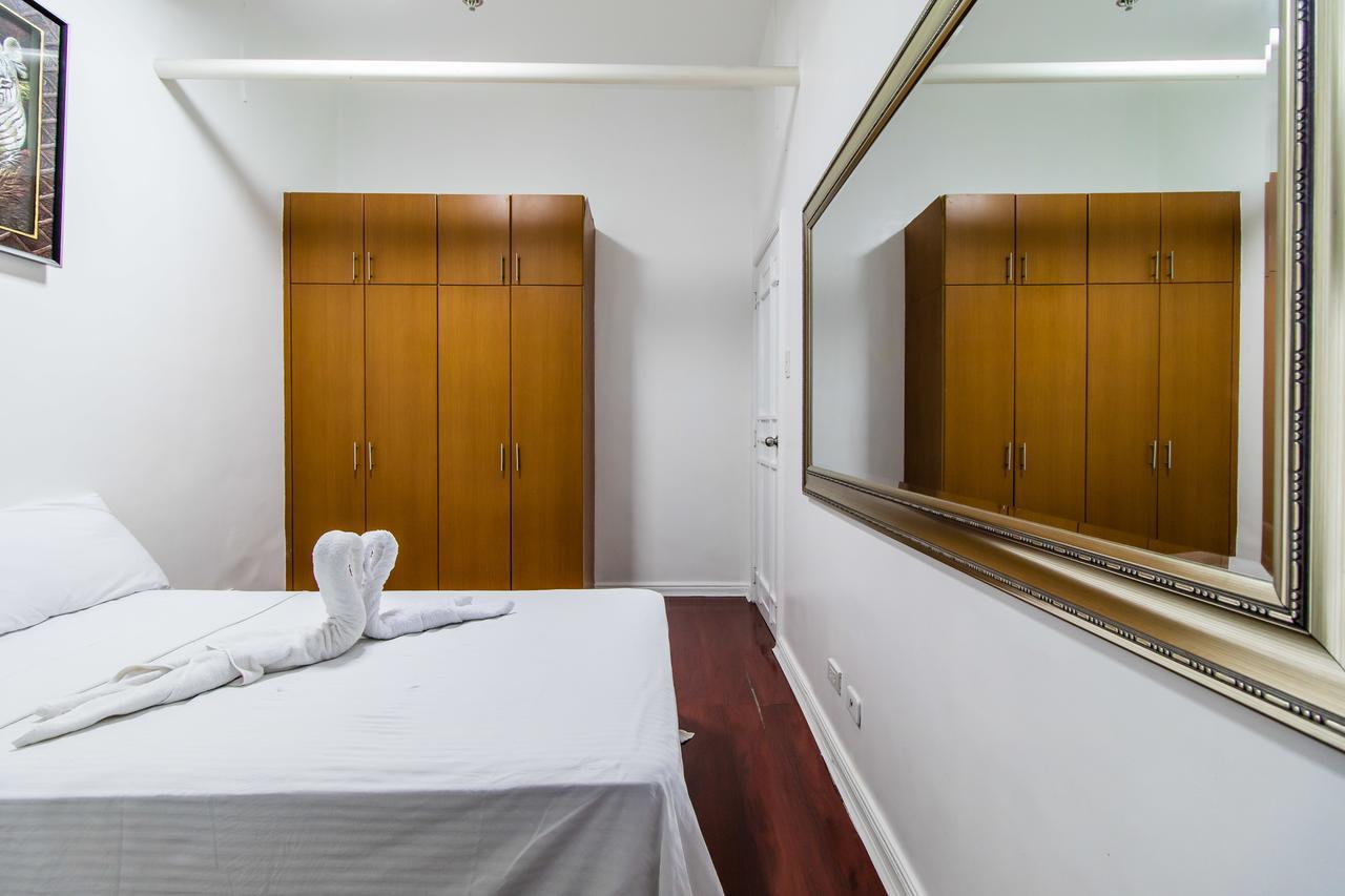 Luxury Spacious 2br In Salcedo Village Manila