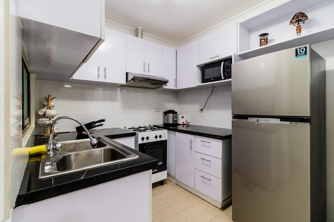 Apartment Luxury Spacious 2br In Salcedo Village Manila