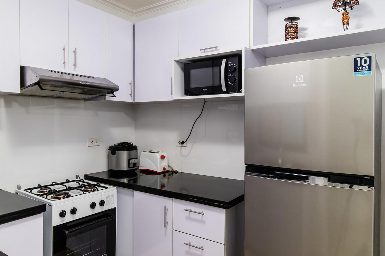 Apartment Luxury Spacious 2br In Salcedo Village *