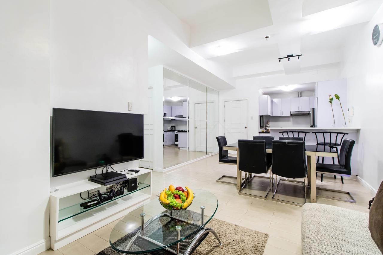 Luxury Spacious 2br In Salcedo Village Manila
