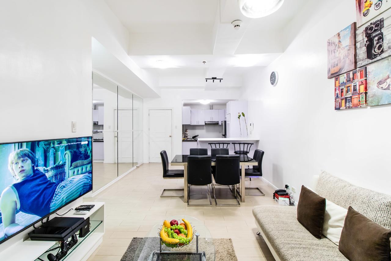Luxury Spacious 2br In Salcedo Village Apartment Manila