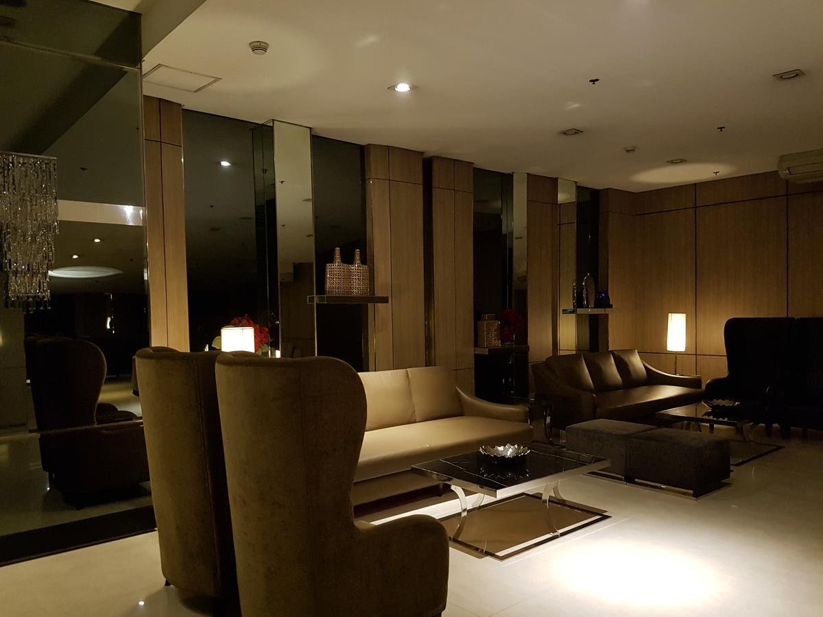 Jr Luxe 1824 At Princeton Residences * Manila