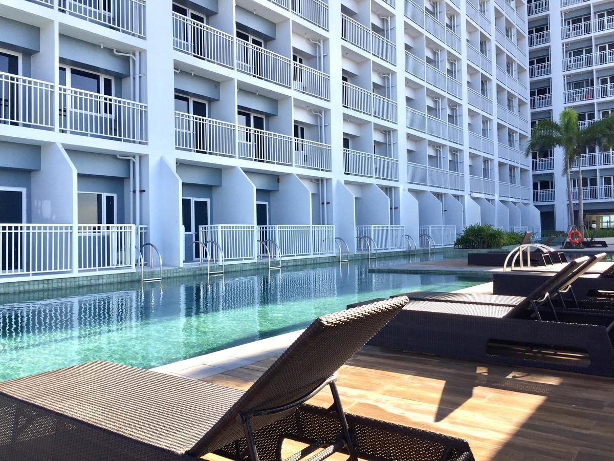 Sea Breeze Apartment *