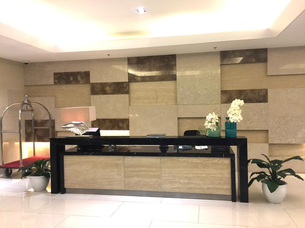 Apartment Sea Breeze Manila