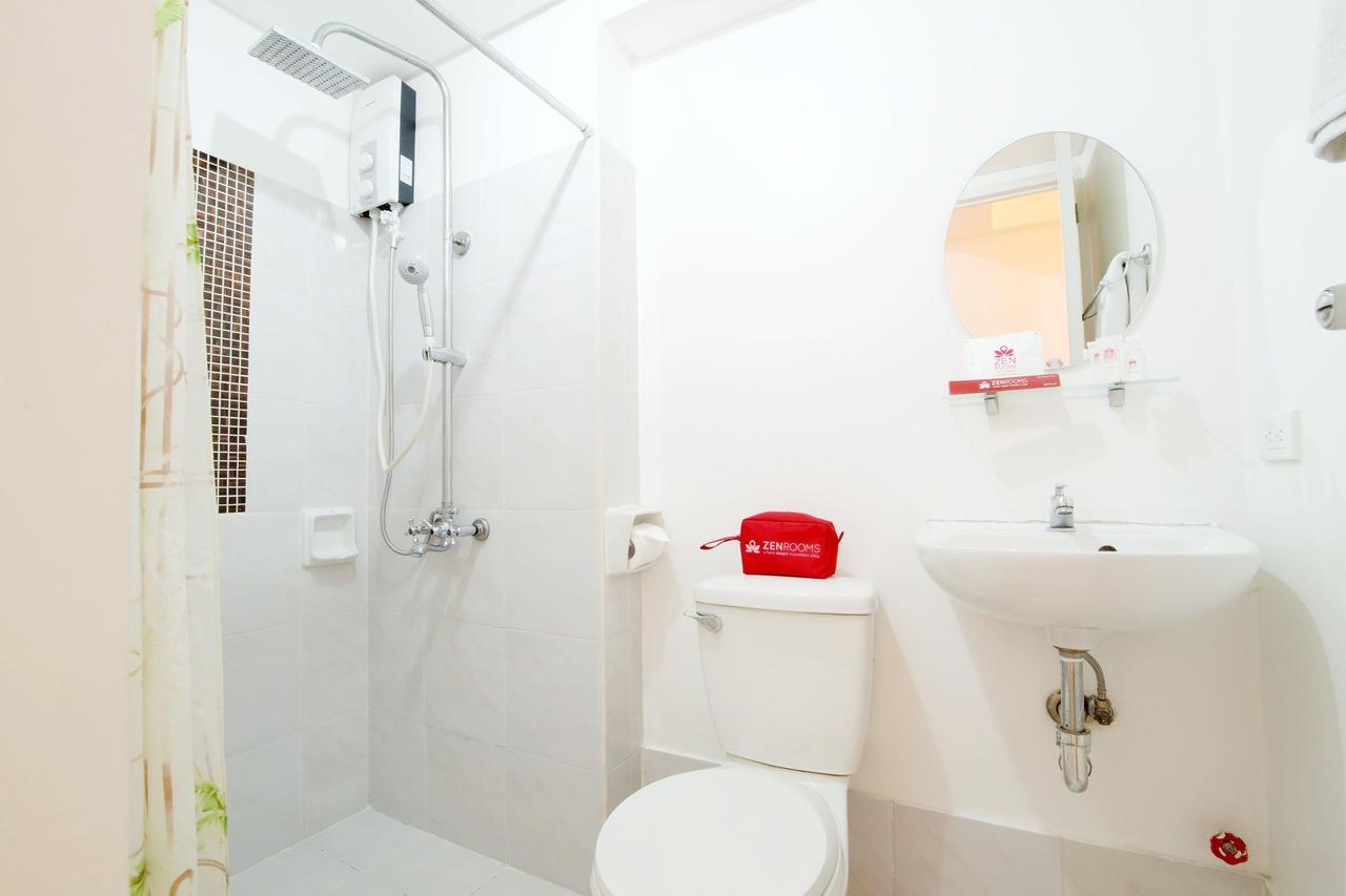 Zen Basic Dian St. Makati Hotel 2*